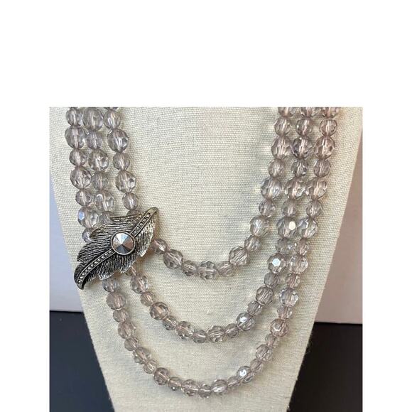 Art Deco 3 layered smoked bead necklace. - Picture 2 of 7